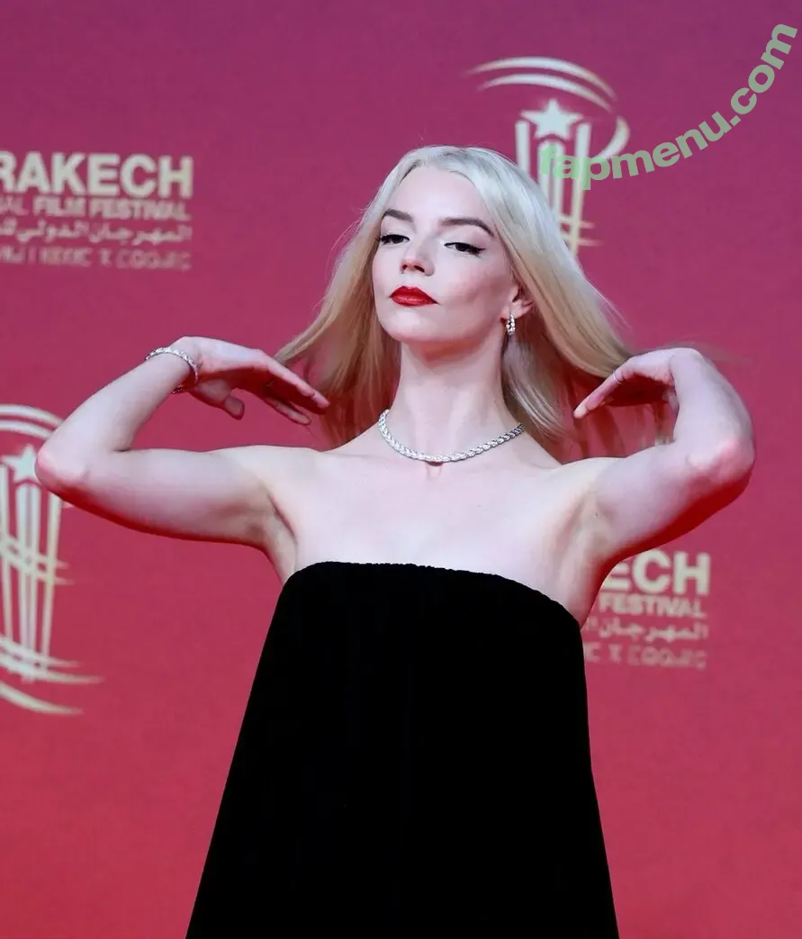 Armpit Fetish nude photo #0454 (nextdoormisha / sexyarmpitqueens)