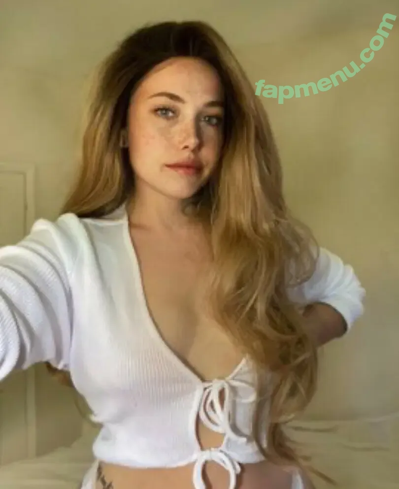 Arowyn nude photo #0002 (Hippieufo / Ren / arowynsrealm)