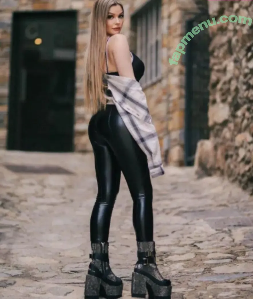 Aroyitt nude photo #0045 (aroiagarcia)