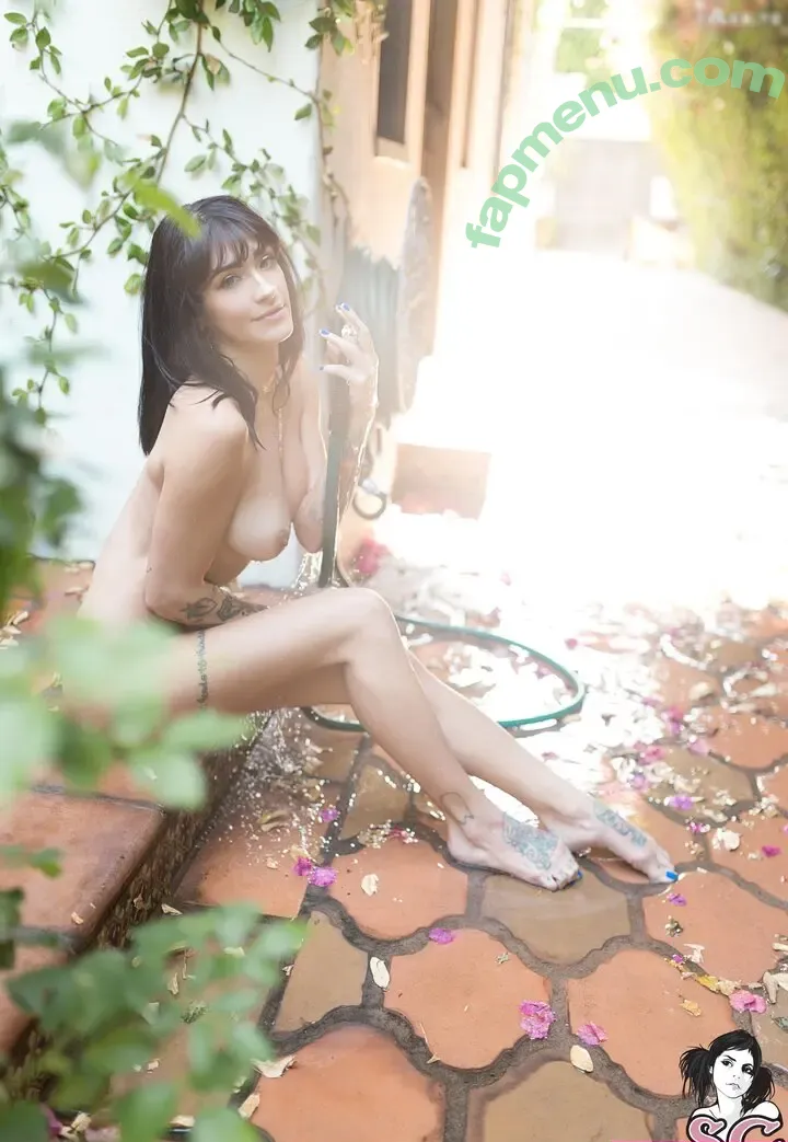 Arrow nude photo #0013 (Arrow)