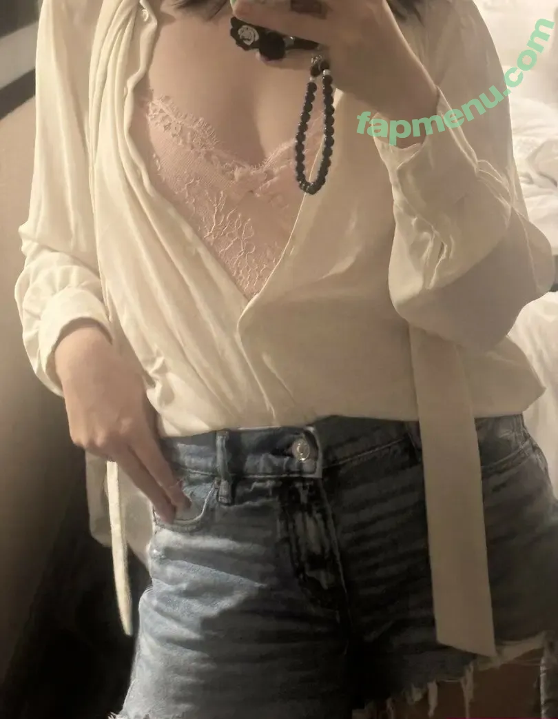 Arrow nude photo #0058 (aah.row / aahrow)