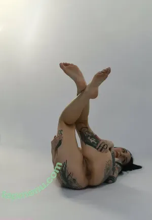  nude photo #0001