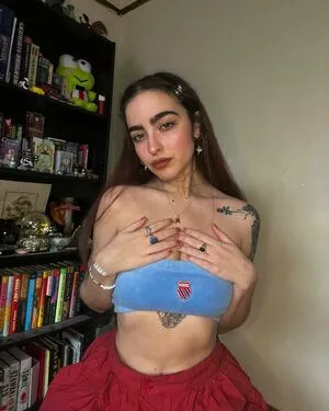 artbitch666 / huhlaynuh nude photo #0108