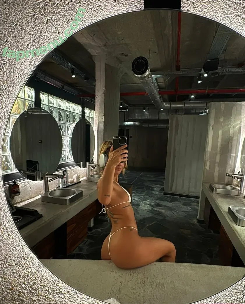 artemidarey nude photo #0018 (artemidarey)