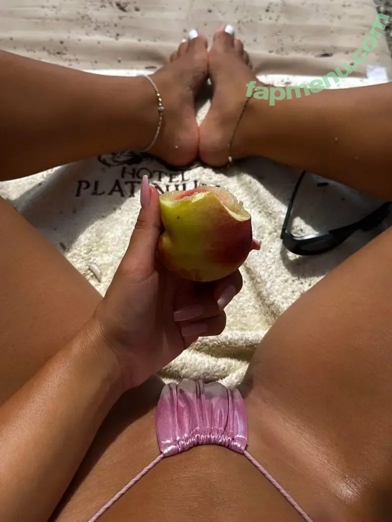 artemidarey nude photo #0025 (artemidarey)