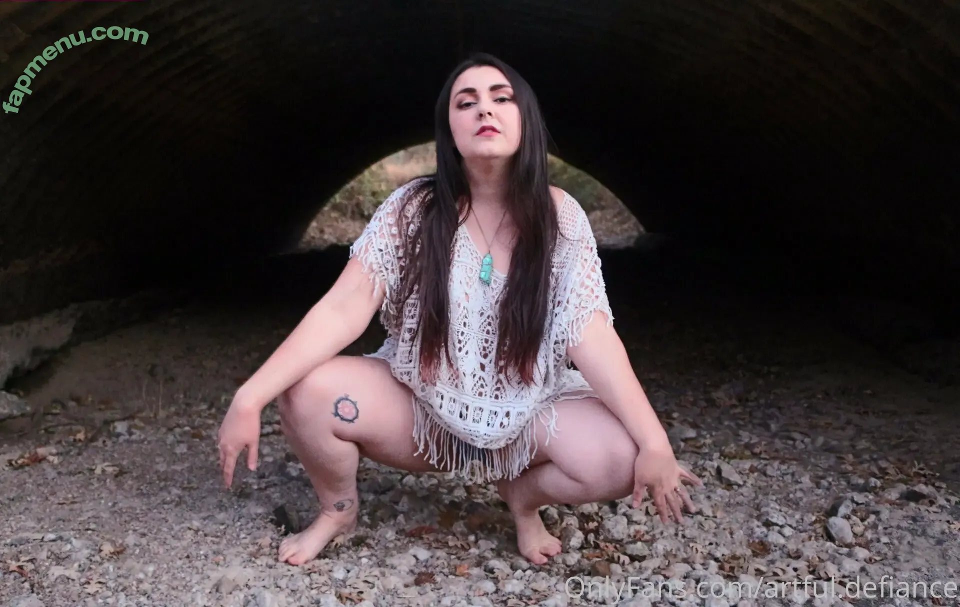 artful.defiance nude photo #0006 (artful.defiance)