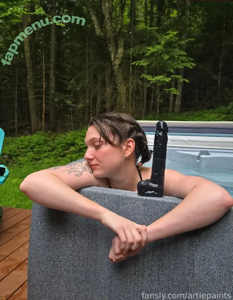 artiepaints nude photo #0012 (artiepaintsxo)
