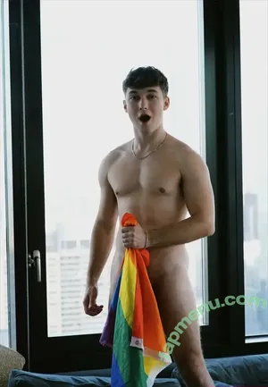 artiomboy33 / itsartiomboy nude photo #0003