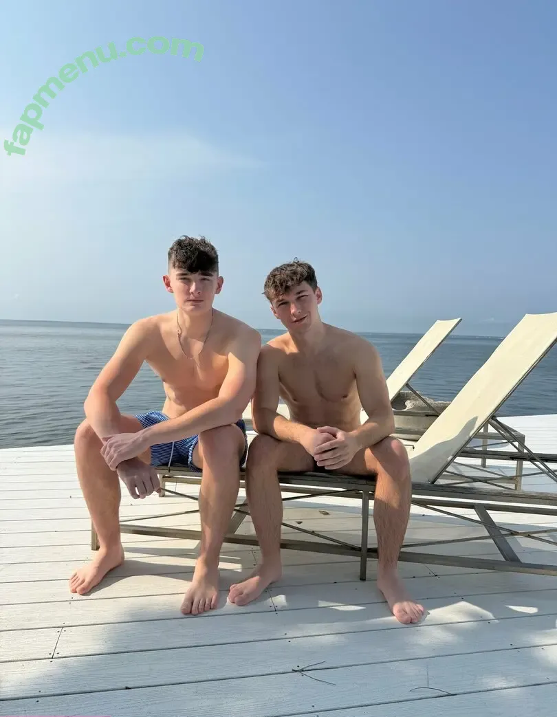 artiomboy33 nude photo #0009 (itsartiomboy)