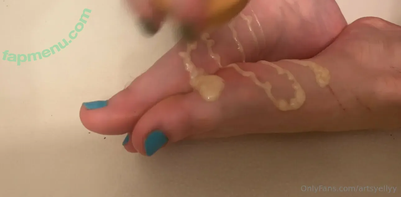 artsyellyy nude photo #0002 (artsyellyy)