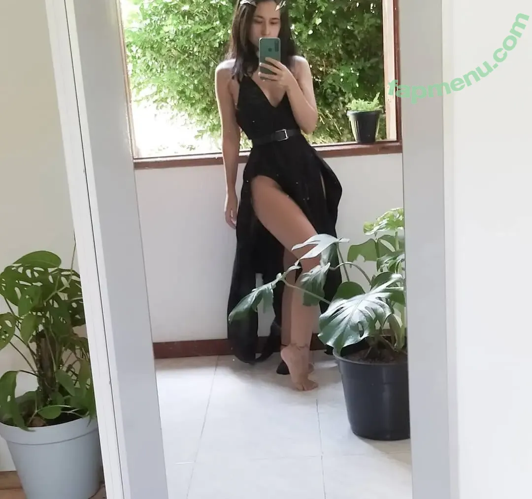 Arual Ortiz nude photo #0003 (escrivadocaos)