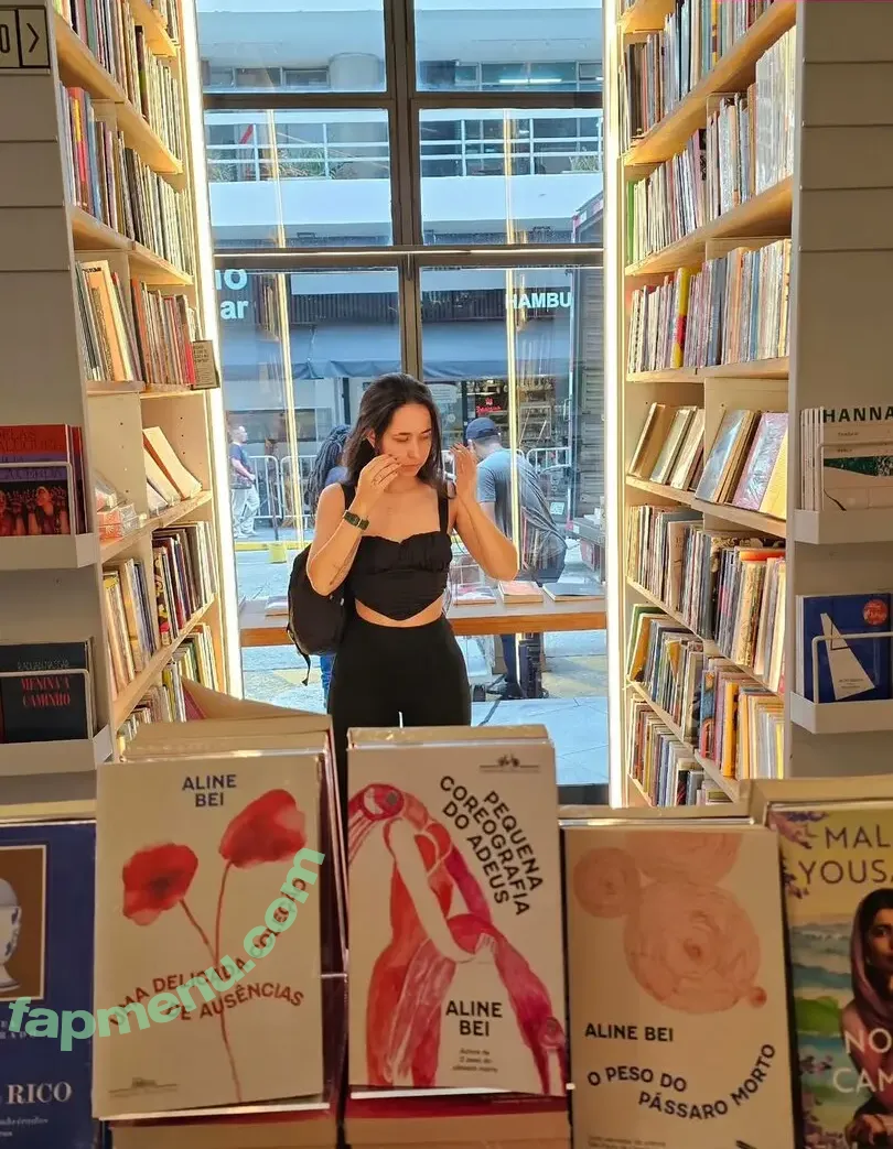 Arual Ortiz nude photo #0041 (escrivadocaos)