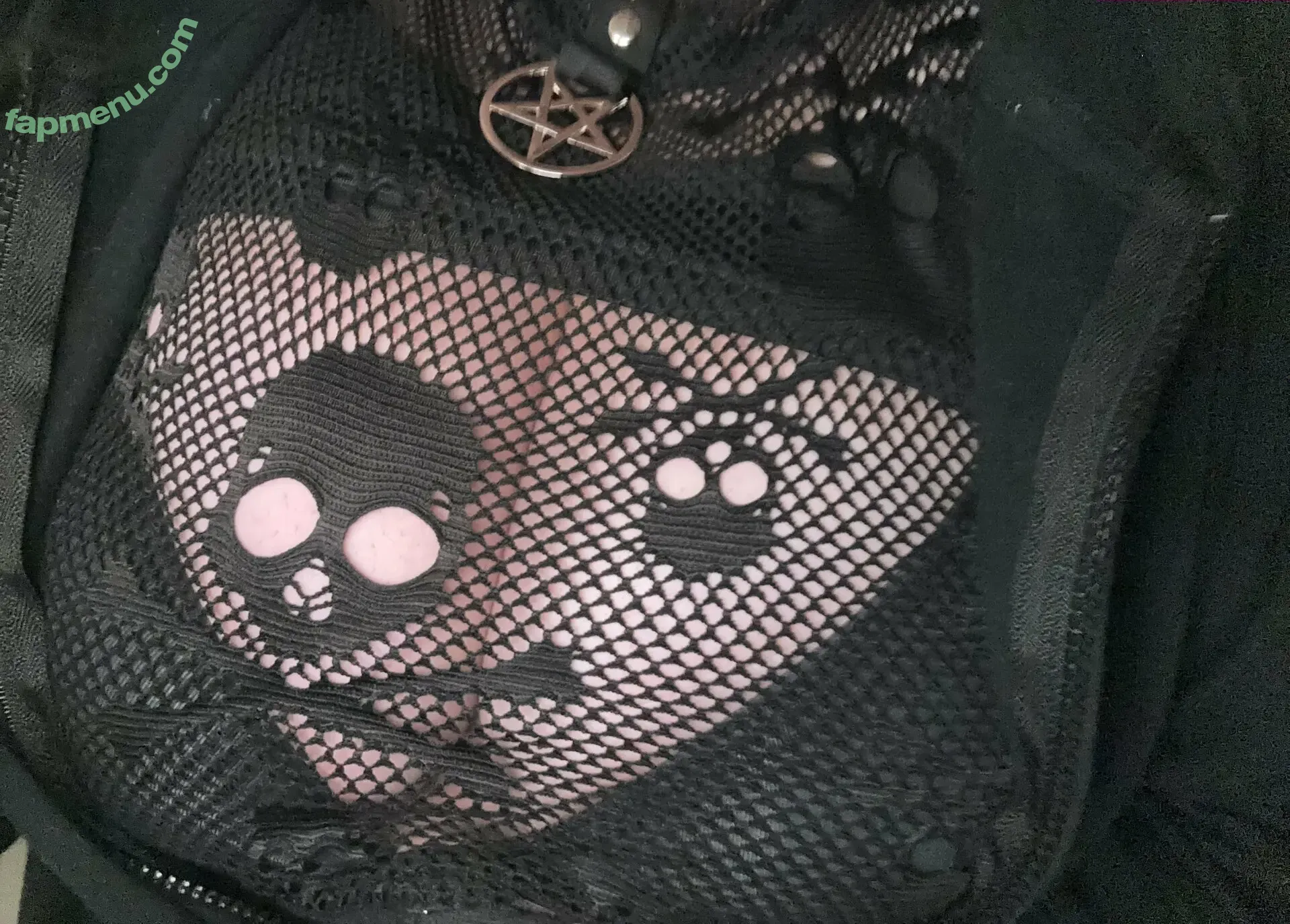 Aruna Reaver nude photo #0021 (Reaverclan / arunareaver)