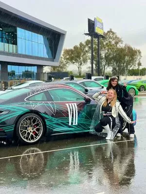 Aruuu /  / DeputyARUUU / malachitexd nude photo #0540