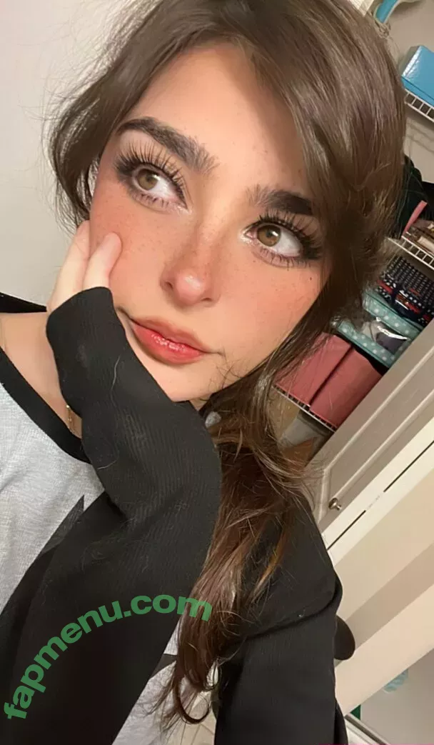 Aruuu nude photo #0462 ( / DeputyARUUU / malachitexd)