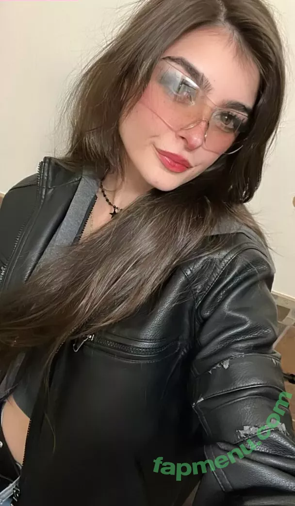 Aruuu nude photo #0472 ( / DeputyARUUU / malachitexd)