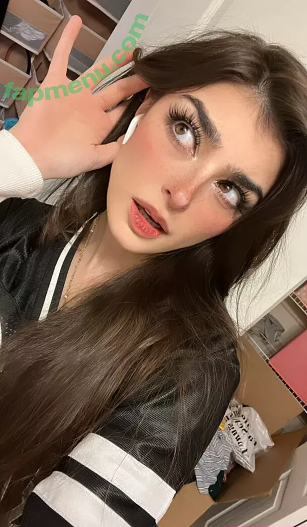 Aruuu nude photo #0496 ( / DeputyARUUU / malachitexd)