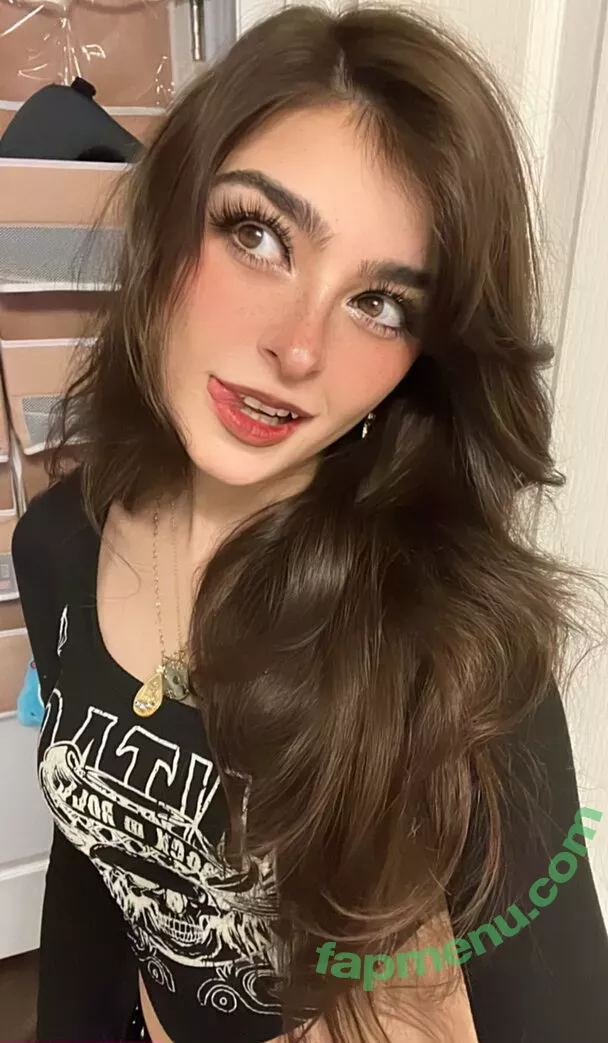 Aruuu nude photo #0512 ( / DeputyARUUU / malachitexd)