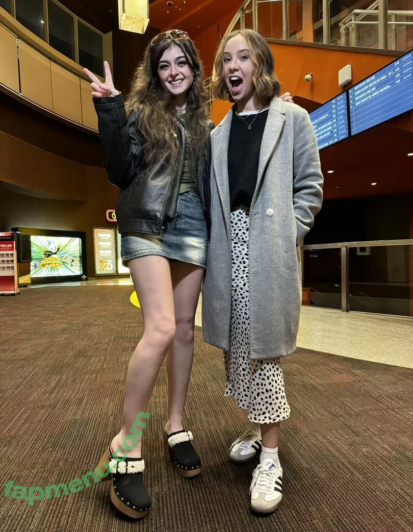 Aruuu nude photo #0525 ( / DeputyARUUU / malachitexd)