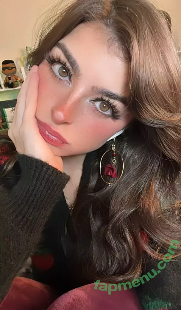 Aruuu nude photo #0529 ( / DeputyARUUU / malachitexd)