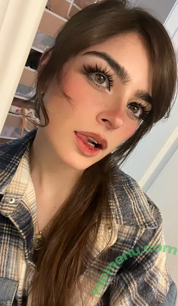 Aruuu nude photo #0534 ( / DeputyARUUU / malachitexd)