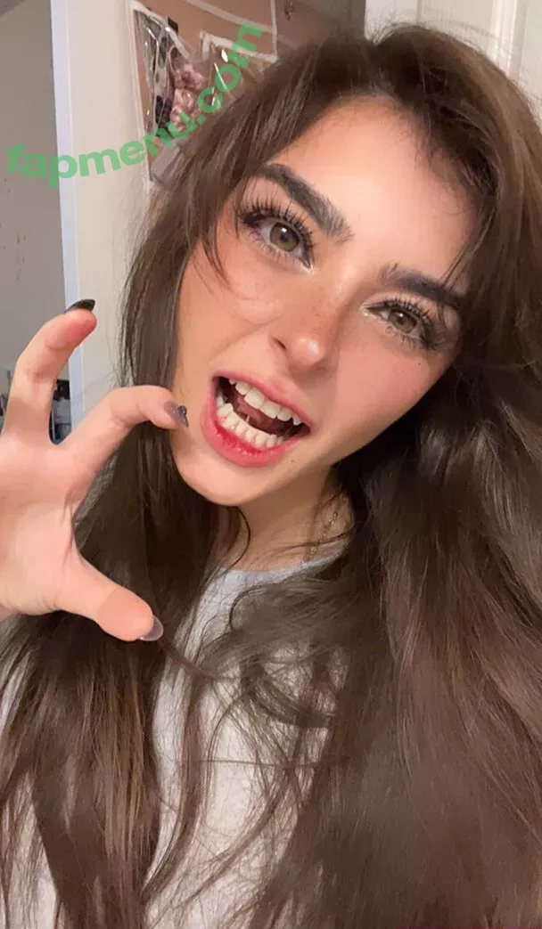 Aruuu nude photo #0731 ( / DeputyARUUU / malachitexd)