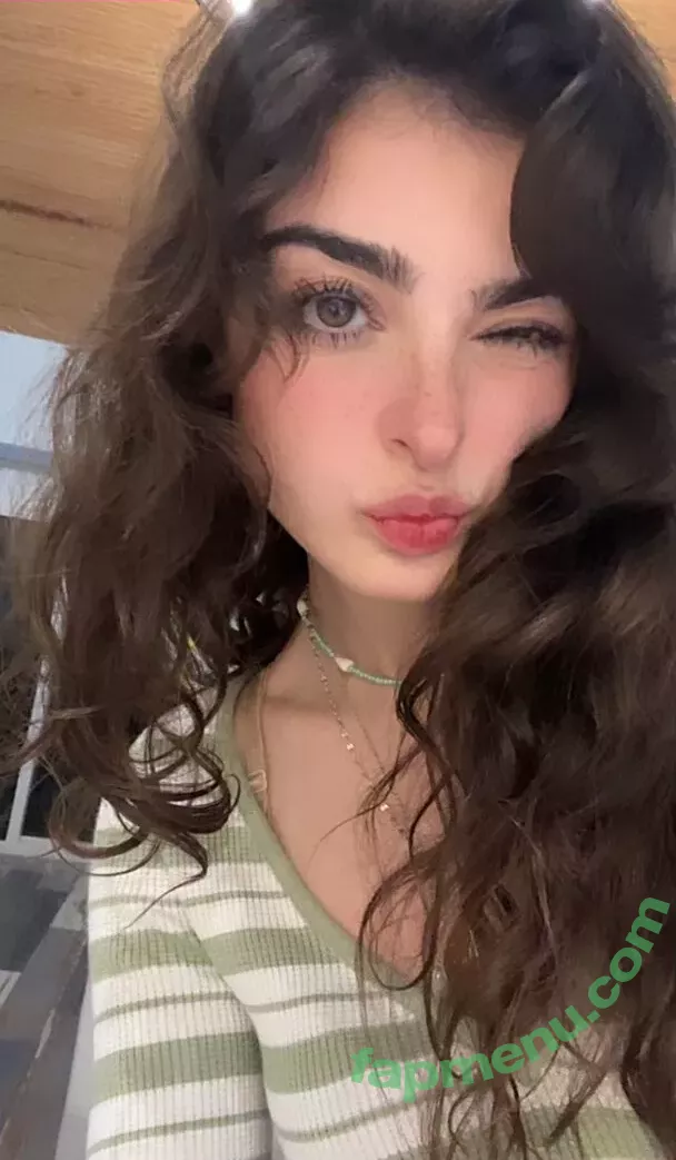 Aruuu nude photo #0781 ( / DeputyARUUU / malachitexd)