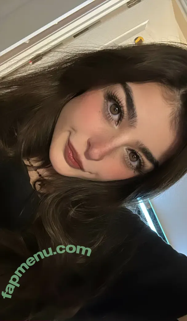 Aruuu nude photo #1167 ( / DeputyARUUU / malachitexd)