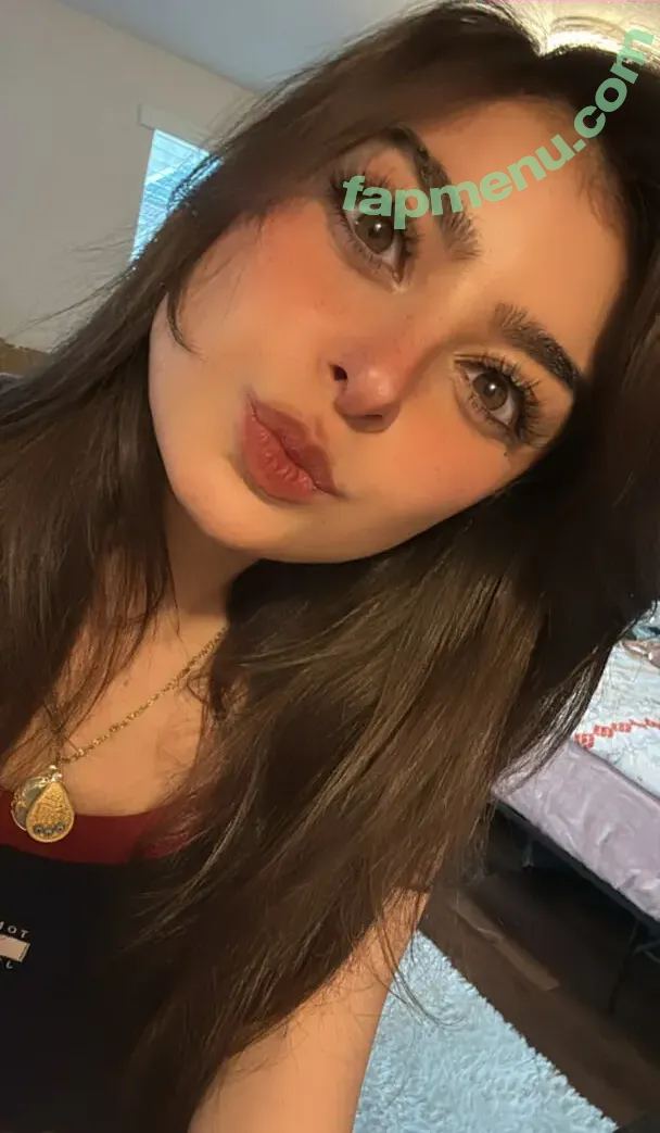 Aruuu nude photo #1254 ( / DeputyARUUU / malachitexd)