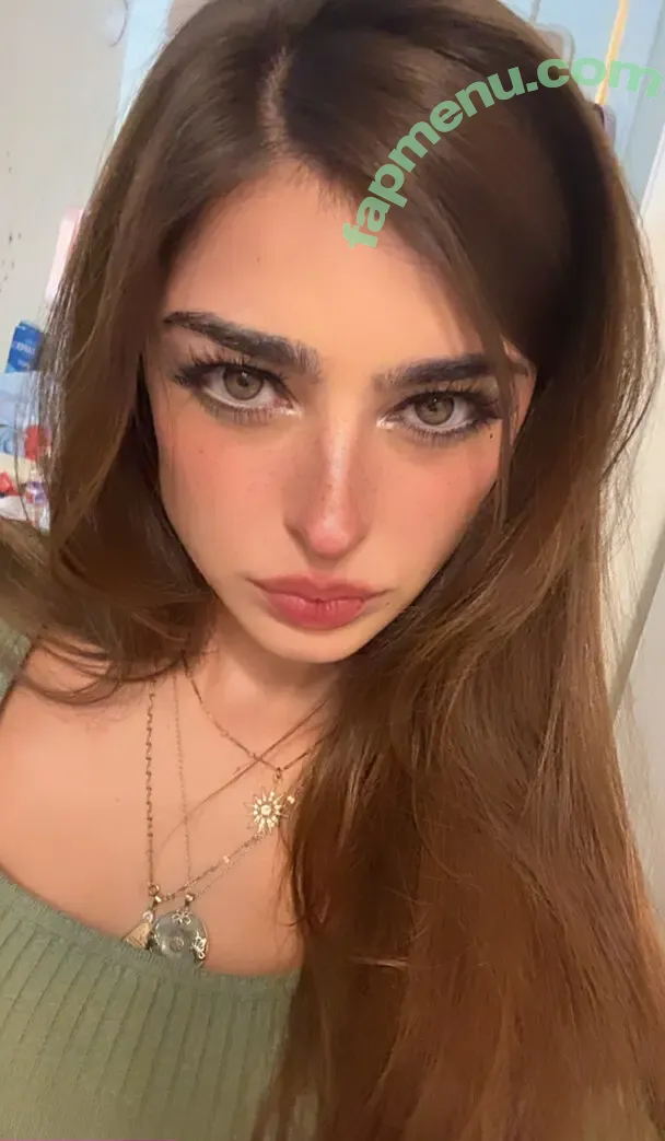 Aruuu nude photo #1333 ( / DeputyARUUU / malachitexd)