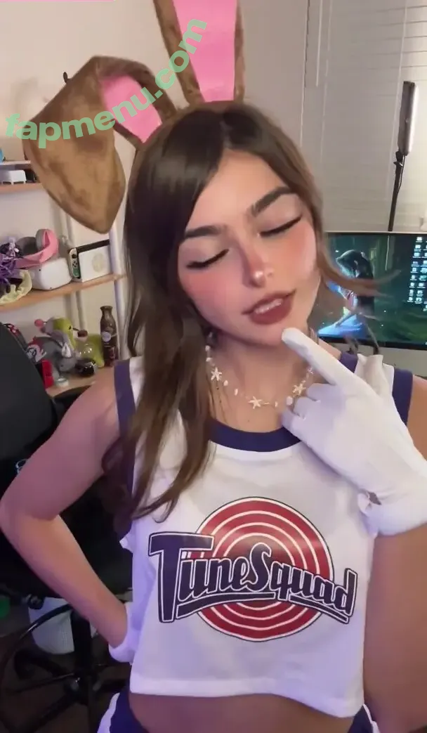 Aruuu nude photo #1353 ( / DeputyARUUU / malachitexd)