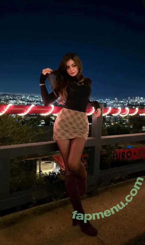 Aruuu nude photo #1363 ( / DeputyARUUU / malachitexd)