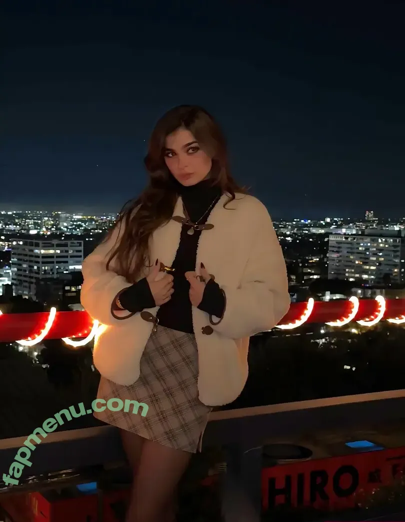 Aruuu nude photo #1374 ( / DeputyARUUU / malachitexd)