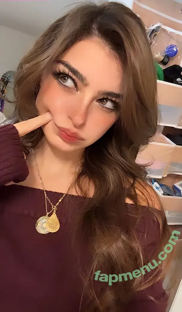 Aruuu nude photo #1382 ( / DeputyARUUU / malachitexd)