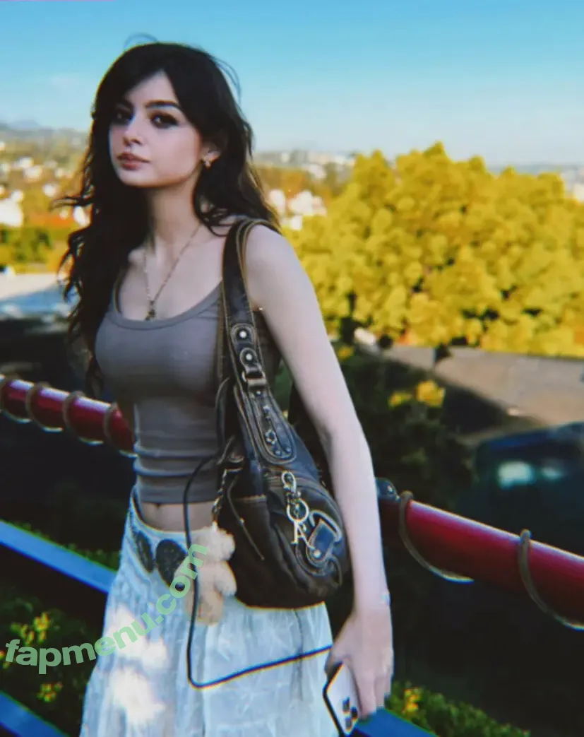 Aruuu nude photo #1389 ( / DeputyARUUU / malachitexd)