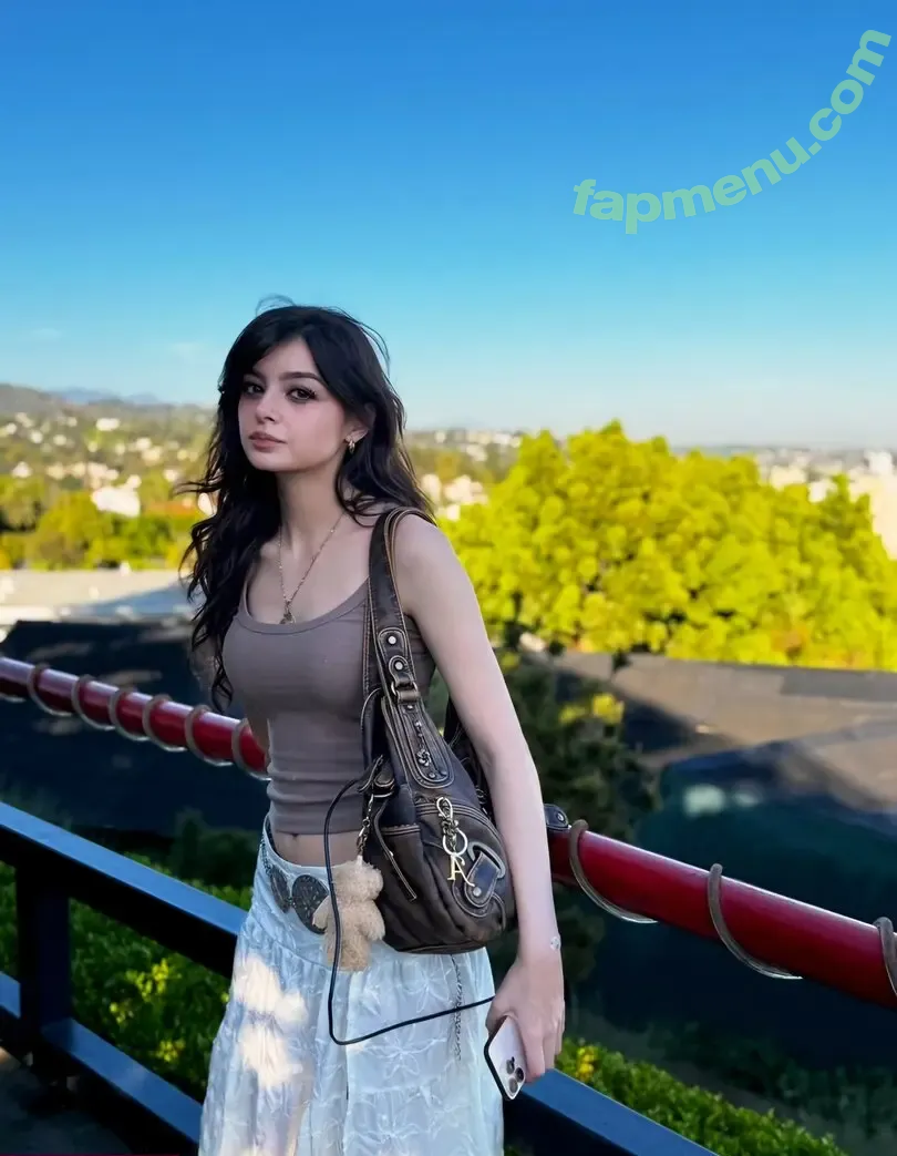 Aruuu nude photo #1395 ( / DeputyARUUU / malachitexd)