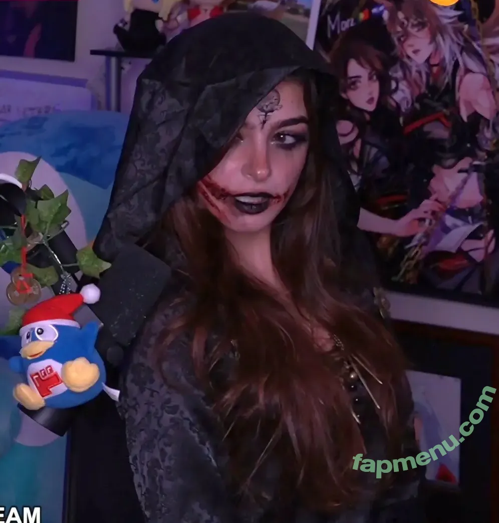 Aruuu nude photo #1421 ( / DeputyARUUU / malachitexd)