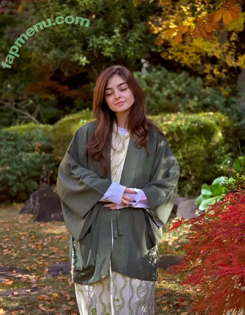 Aruuu nude photo #1490 ( / DeputyARUUU / malachitexd)