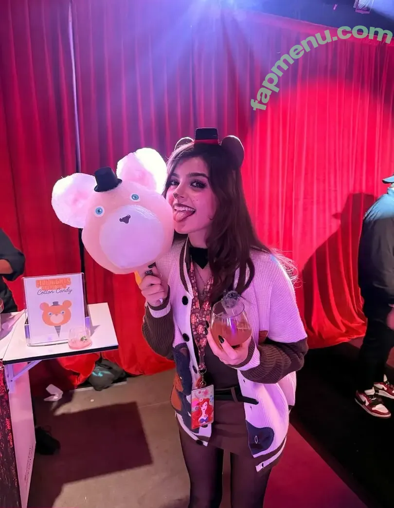 Aruuu nude photo #1508 ( / DeputyARUUU / malachitexd)