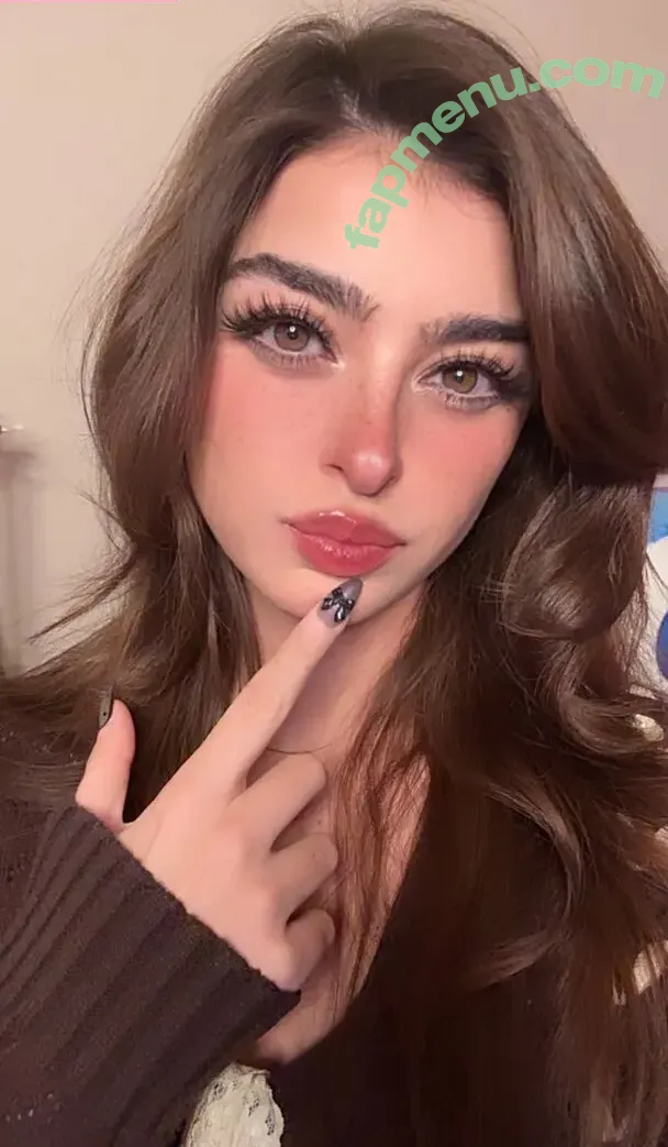 Aruuu nude photo #1551 ( / DeputyARUUU / malachitexd)