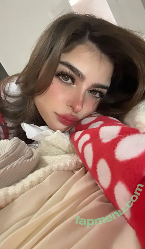 Aruuu nude photo #1585 ( / DeputyARUUU / malachitexd)