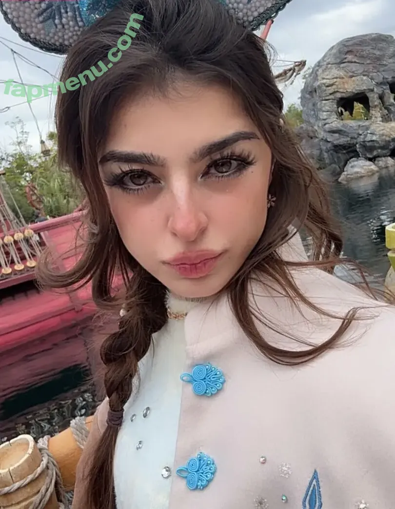 Aruuu nude photo #1592 ( / DeputyARUUU / malachitexd)