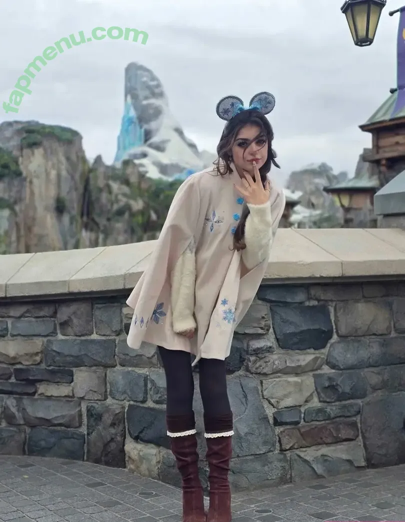 Aruuu nude photo #1594 ( / DeputyARUUU / malachitexd)