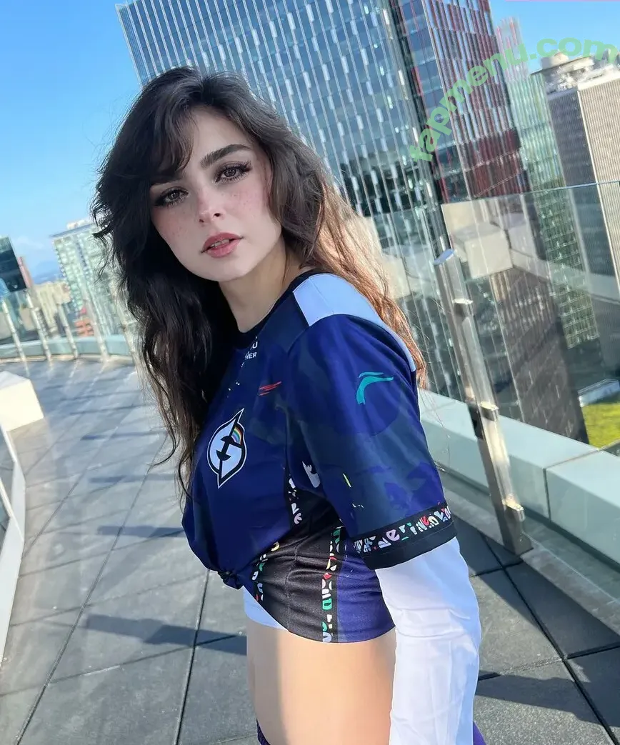 Aruuu nude photo #1602 ( / DeputyARUUU / malachitexd)