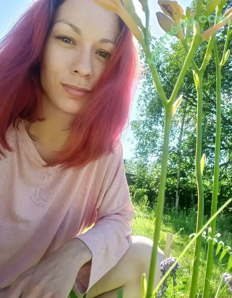 Arwen Gold nude photo #0020 (alenka_k_a)
