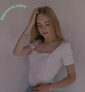  nude photo #0007