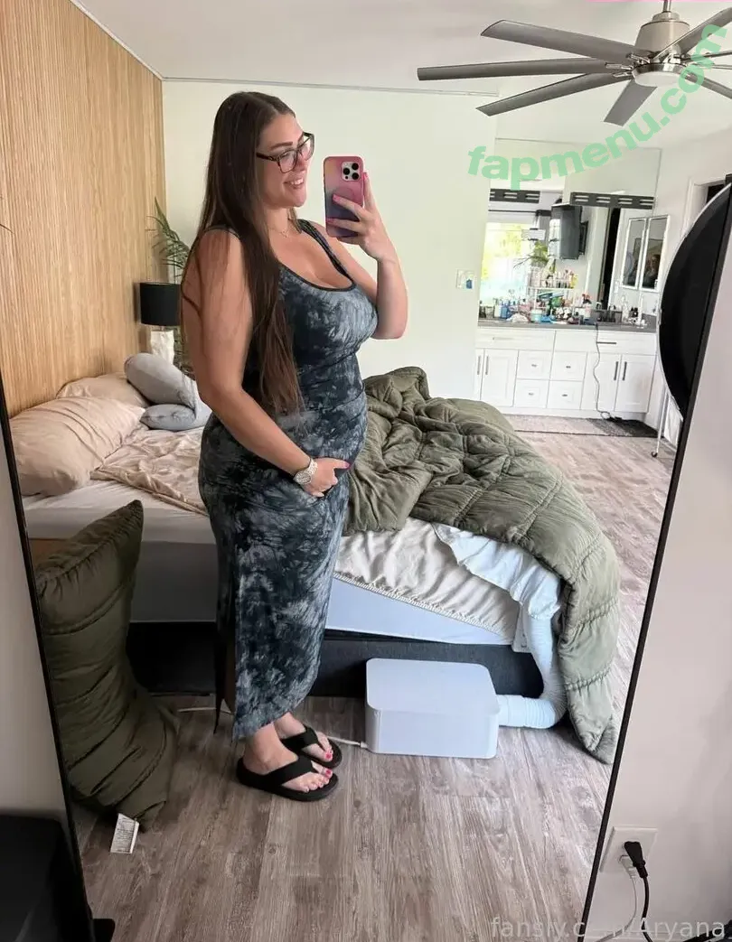 aryana nude photo #0041 (ariyanaglory)