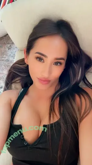 aryarae / aryaraee nude photo #0004