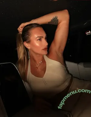 Aryna Sabalenka / arynasabalenka nude photo #0313