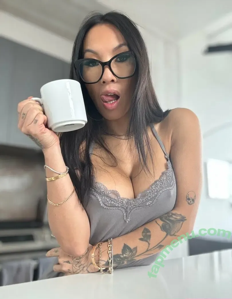 asaakirafree nude photo #0145 (ashley_asaraf)